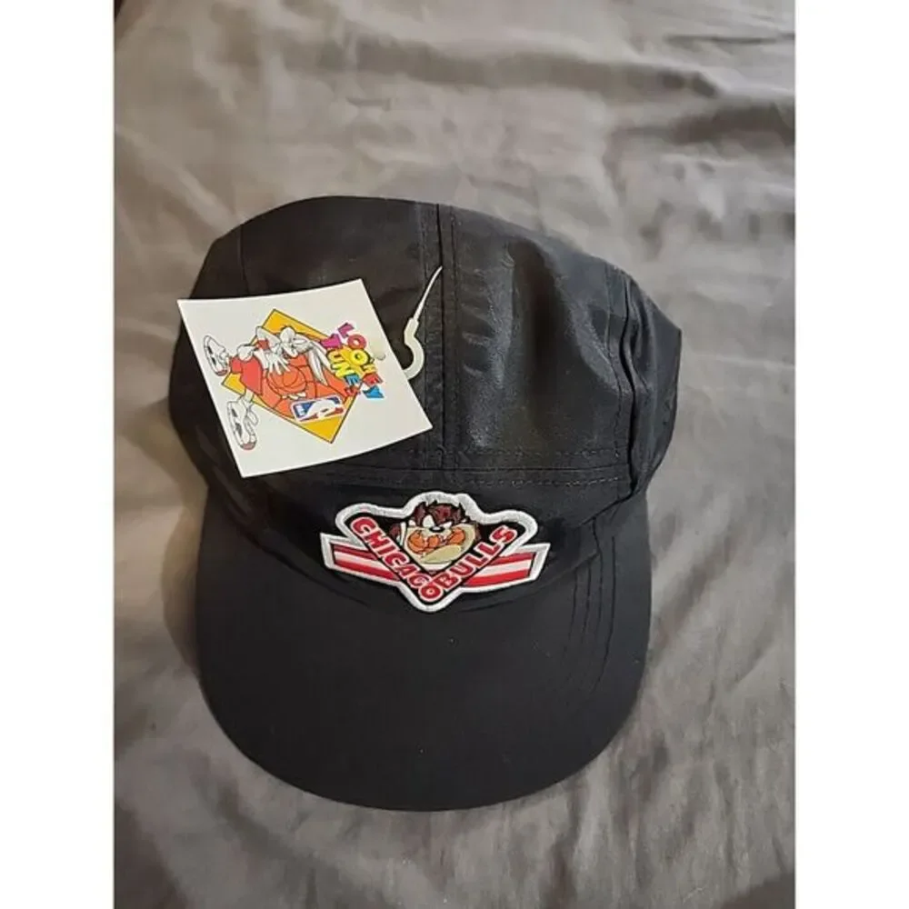 90s Vintage CHICAGO BULLS Hat Youth Strapback Taz Looney Tunes 5 Panel Camp‎